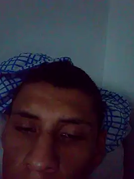 Yordiparra online show from 06/08/26, 01:00