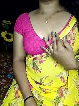 Snapshot of shreyareddy99 chatting on 02/08/26, 01:36 shreyareddy99 online show from 02/08/26, 01:36