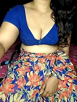 Snapshot of shreyareddy99 chatting on 02/26/26, 04:56 shreyareddy99 online show from 02/26/26, 04:56