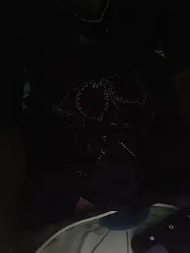 shreyareddy99 online show from 12/20/25, 09:23