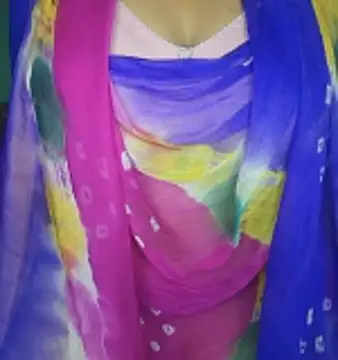 shreyareddy99 online show from 11/16/25, 03:39