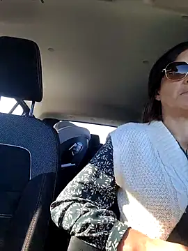 Piediniecollant online show from 11/06/25, 11:03