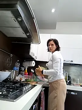 Piediniecollant online show from 11/08/25, 01:25