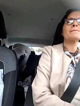 Piediniecollant online show from 03/26/26, 11:08