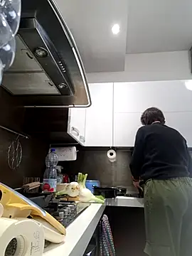 Snapshot of Piediniecollant chatting on 03/02/26, 11:17 Piediniecollant online show from 03/02/26, 11:17