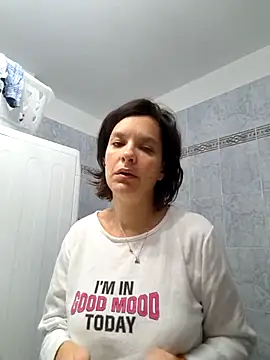 Piediniecollant online show from 11/13/25, 05:22