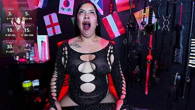 Snapshot of Loana_bdsm chatting on 06/26/26, 03:01 Loana bdsm online show from 06/26/26, 03:01