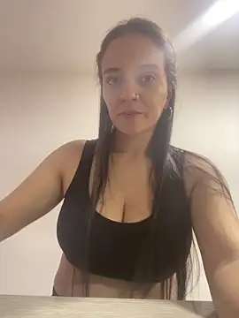 AmberrMoore  online show from 12/14/25, 12:44