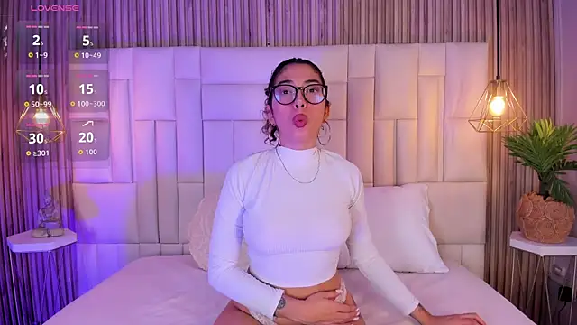 Snapshot of VenuzSofia chatting on 06/24/26, 10:51 VenuzSofia online show from 06/24/26, 10:51