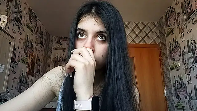 Lina rix online show from 12/15/25, 01:00