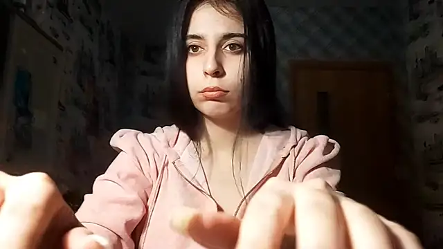 Lina rix online show from 12/16/25, 10:30