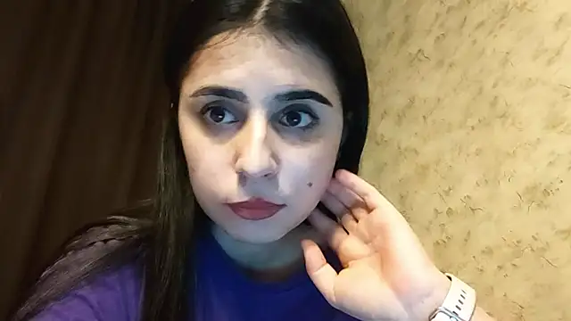 Lina rix online show from 10/29/25, 01:32