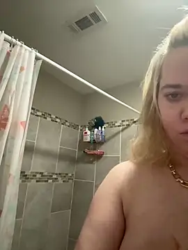 SilverSeductress online show from 12/21/25, 05:58