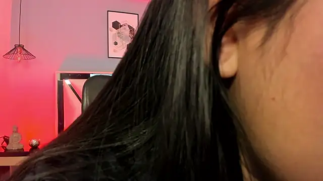 Snapshot of mia_jagger chatting on 07/07/26, 03:42 mia jagger online show from 07/07/26, 03:42