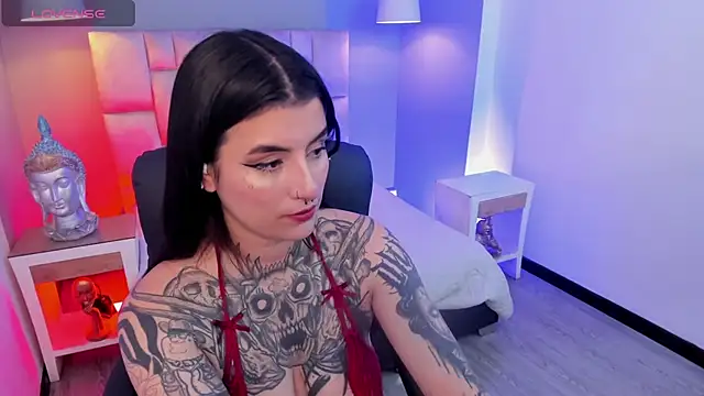 mia jagger online show from 04/30/26, 08:05