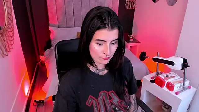 mia jagger online show from 03/07/26, 08:58