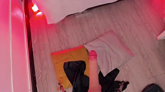 mia jagger online show from 03/11/26, 10:15