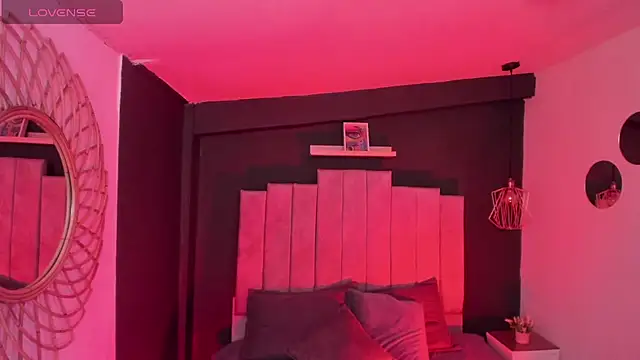 mia jagger online show from 03/02/26, 08:49