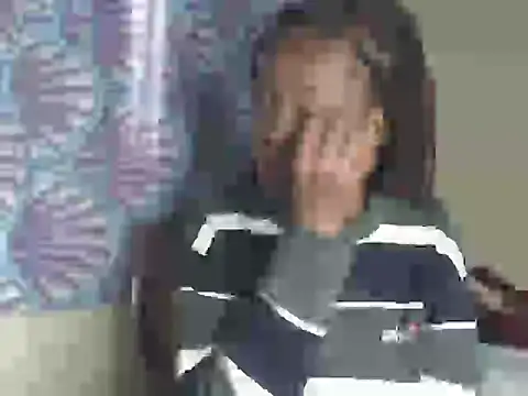 Snapshot of LilithMiller_ chatting on 06/19/26, 01:17 LilithMiller online show from 06/19/26, 01:17