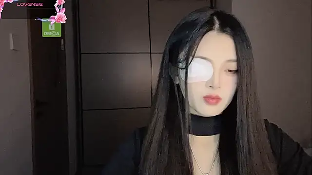 ronronner233 online show from 11/03/25, 01:47