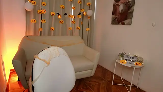 elli snow1 online show from 10/29/25, 12:37