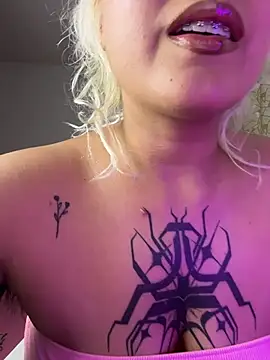 pinkbaddie777 online show from 11/15/25, 03:10