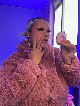 pinkbaddie777 online show from 02/01/26, 10:30