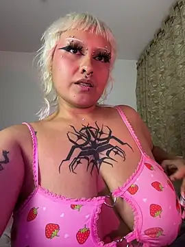 pinkbaddie777 online show from 11/12/25, 02:37