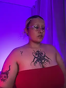 pinkbaddie777 online show from 02/03/26, 02:32