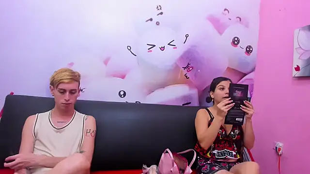 Snapshot of In_my_room_anything_goes chatting on 01/16/26, 03:43 In my room anything goes online show from 01/16/26, 03:43