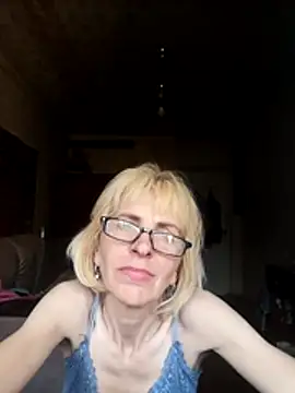 Snapshot of Georgette466 chatting on 05/15/26, 02:59 Georgette466 online show from 05/15/26, 02:59