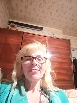 Snapshot of Georgette466 chatting on 04/19/26, 06:10 Georgette466 online show from 04/19/26, 06:10