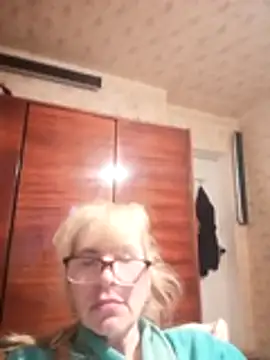 Snapshot of Georgette466 chatting on 04/25/26, 04:26 Georgette466 online show from 04/25/26, 04:26