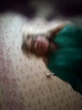 Georgette466 online show from 12/14/25, 08:20