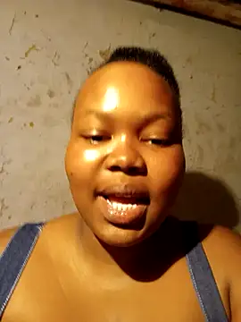 Snapshot of 3bigcuteness chatting on 10/27/25, 10:33 3bigcuteness online show from 10/27/25, 10:33