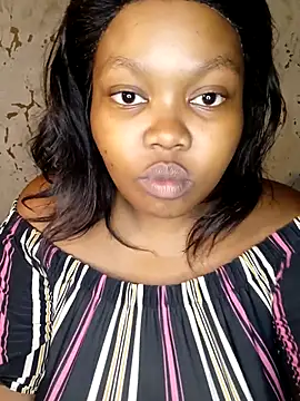 Snapshot of 3bigcuteness chatting on 11/26/25, 09:04 3bigcuteness online show from 11/26/25, 09:04