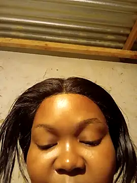 Snapshot of 3bigcuteness chatting on 11/12/25, 10:57 3bigcuteness online show from 11/12/25, 10:57