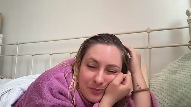 EngelHelene online show from 06/03/26, 07:42