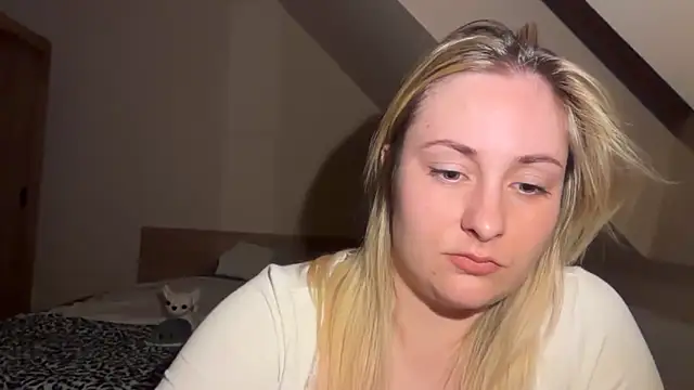 EngelHelene online show from 04/05/26, 06:03