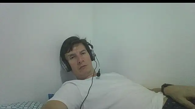 carliesexyman online show from 11/28/25, 12:55