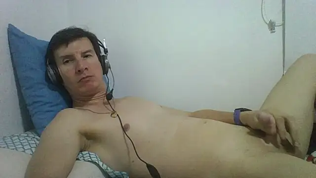 carliesexyman online show from 12/20/25, 02:47