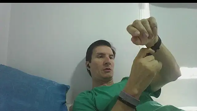 carliesexyman online show from 11/15/25, 01:48