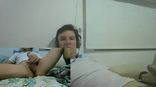 carliesexyman online show from 12/02/25, 04:36