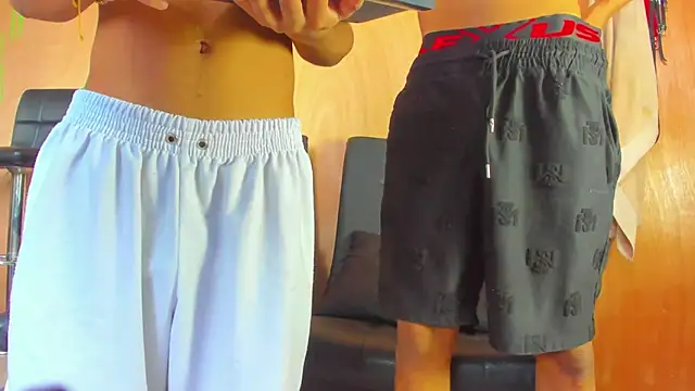 wild best online show from 11/11/25, 07:52