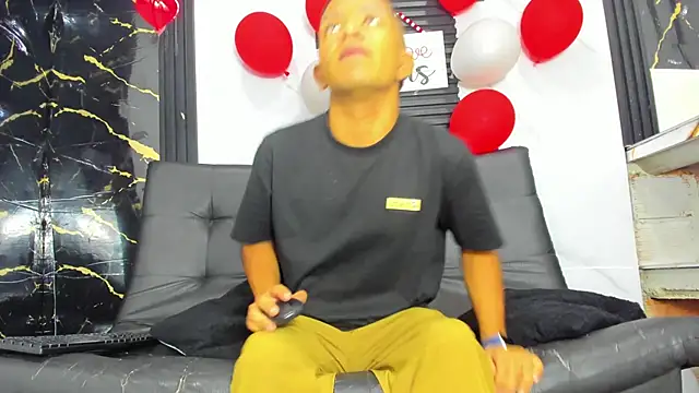 wild best online show from 02/16/26, 03:21