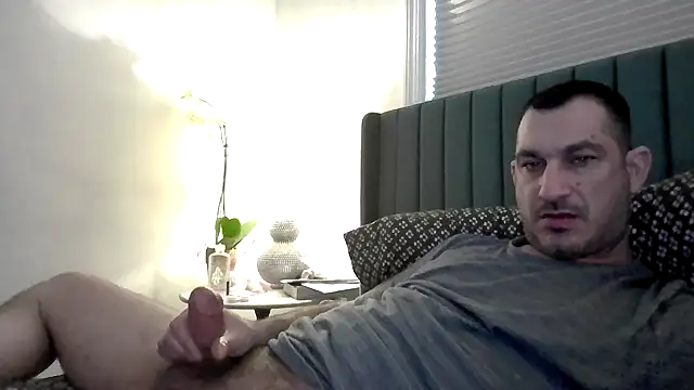 ckraiders84 online show from 02/15/26, 06:07