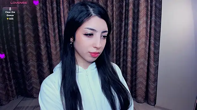 TonjaNeace online show from 11/28/25, 04:34