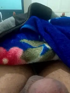 Snapshot of Ayoub_ben27 chatting on 01/16/26, 10:52 Ayoub ben27 online show from 01/16/26, 10:52