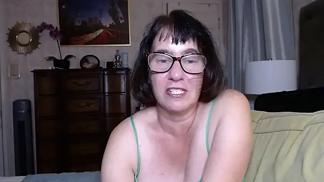 BigbustedBrenda online show from 11/27/25, 10:54