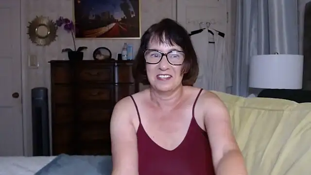 BigbustedBrenda online show from 10/31/25, 10:27